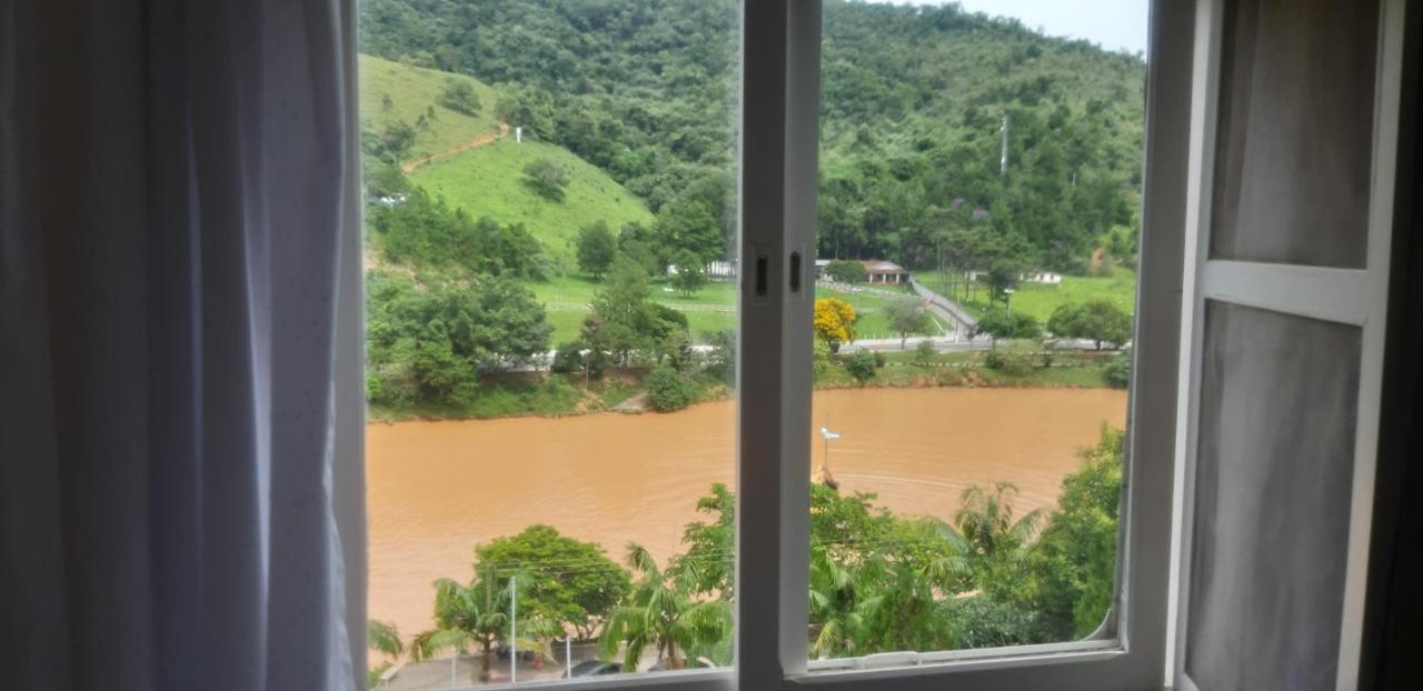 Águas de Lindóia Flat Cavalinho Branco - Vista Do Lago E Piscina Aquecida المظهر الخارجي الصورة